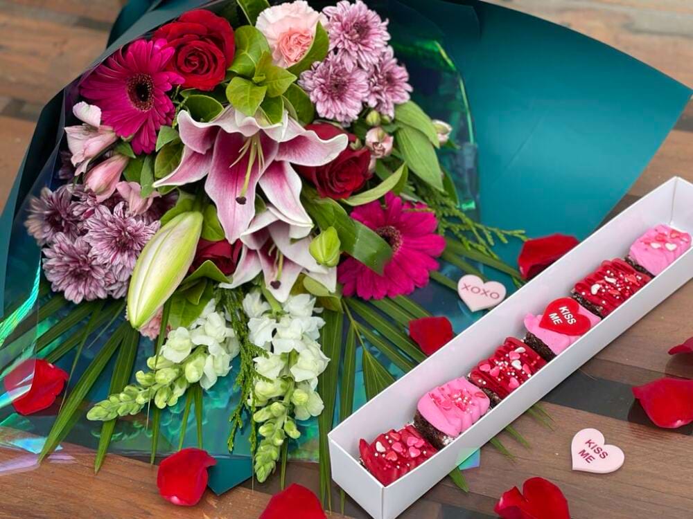 Designer`s Choice Bq + Sweet Treats Brownies Bundle
